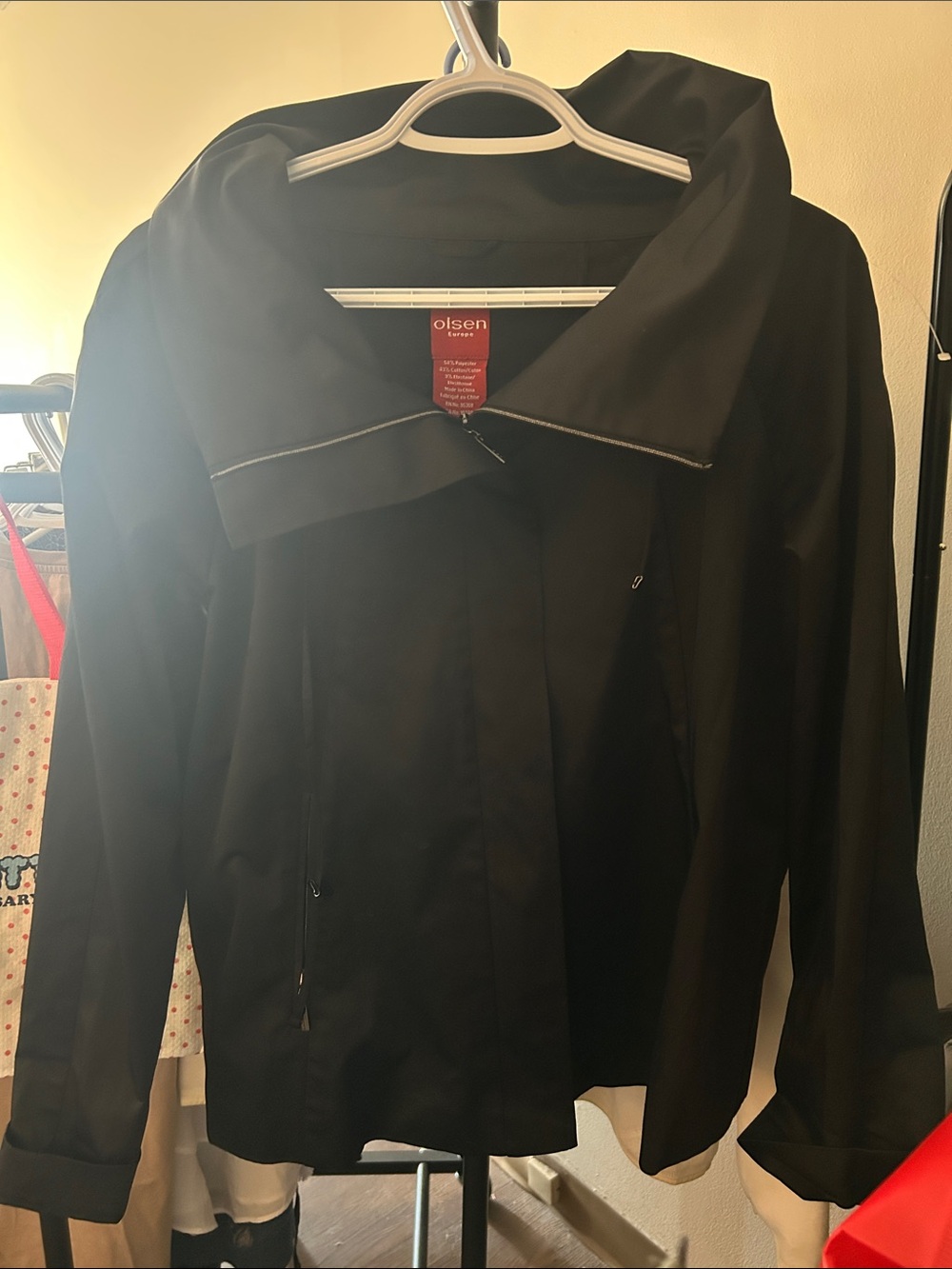 Olsen Black Hooded Trench Coat - Sleek Everyday Layer